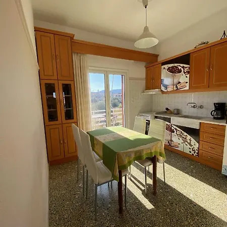 Mpanos Sea Apartment 2 Loutra Oraias Elenis Exterior photo